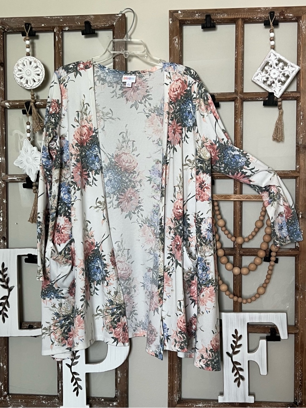 LuLaRoe Floral Open-Front Cardigan in Cream, Pink & Blue